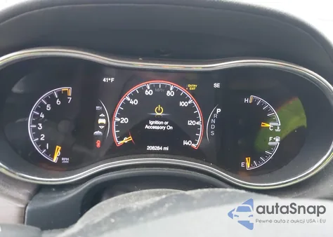 2015 Jeep Grand Cherokee Overland z USA, uszkodzony, nr VIN 1C4RJFCG0FC791430